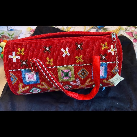 New Beautiful Beaded Red&Multicolor Purse! - Picture 1 of 5